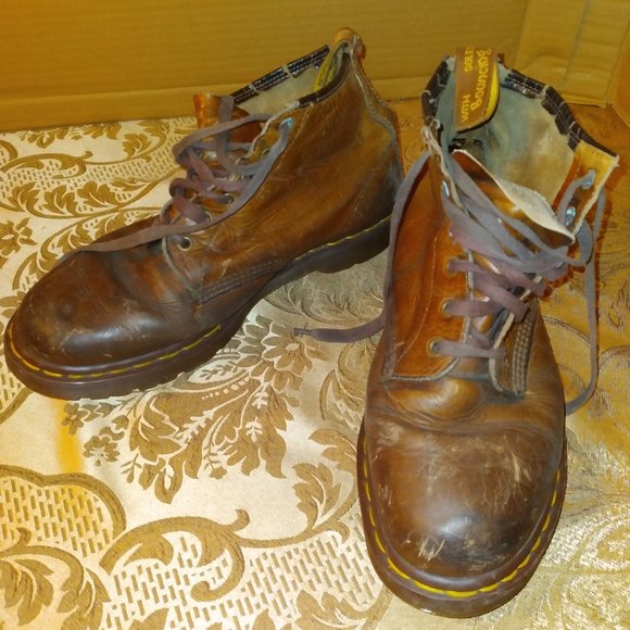 Vintage Doc Martens Brown Leather Boots Mens size 8 US Made in England - Picture 5 of 9